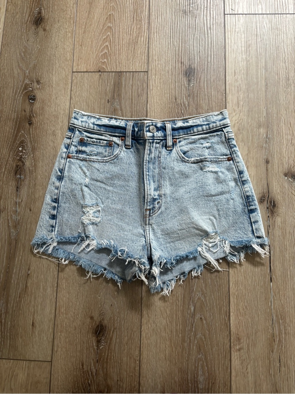 Abercrombie & Fitch High Rise Mom Shorts